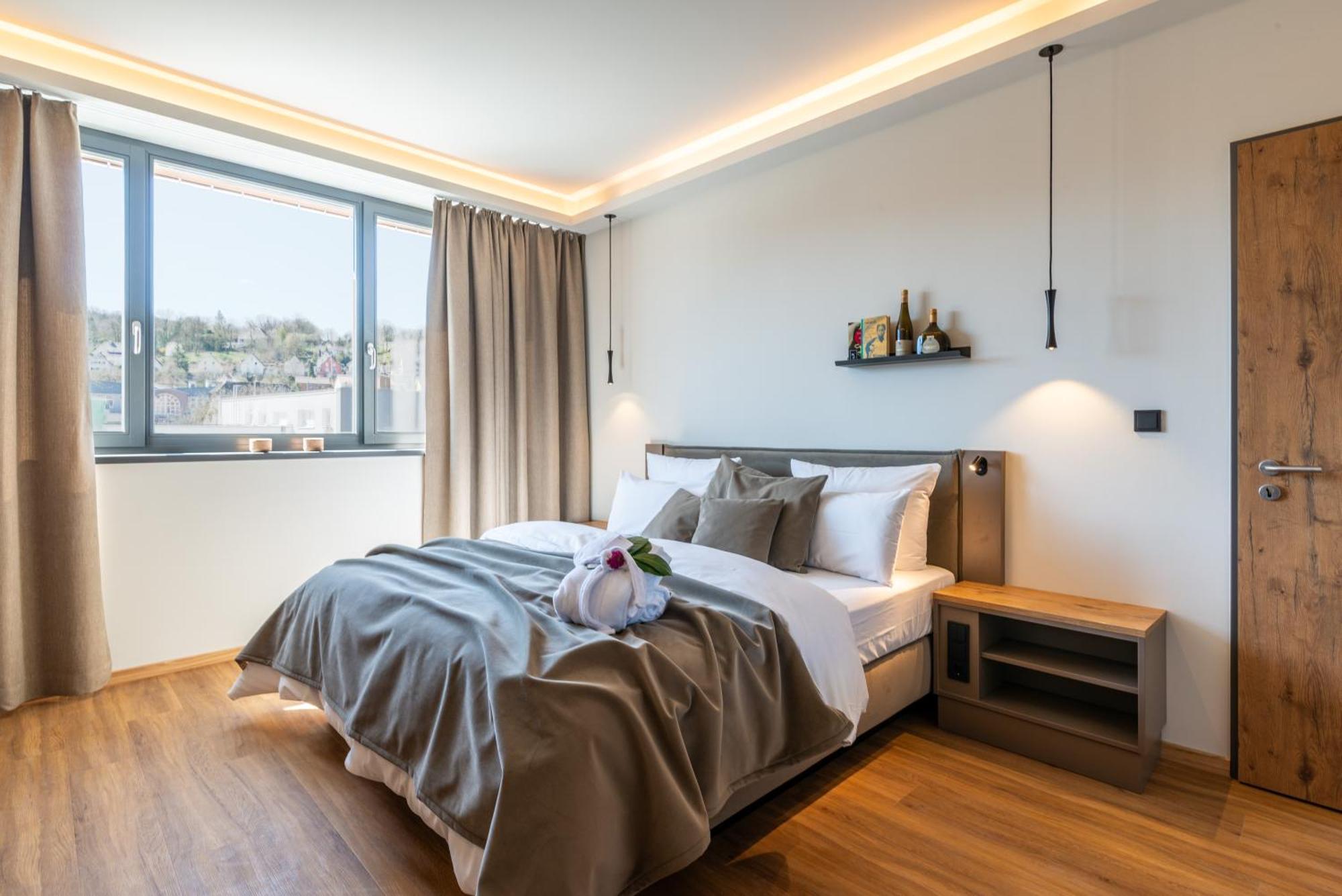 Hotel Meintz Оксенфурт Екстериор снимка
